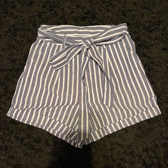 SHEIN Pants - Shein white and blue small pants